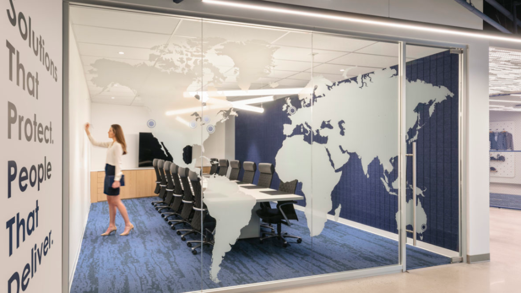 World map distraction marker with glass interiors.